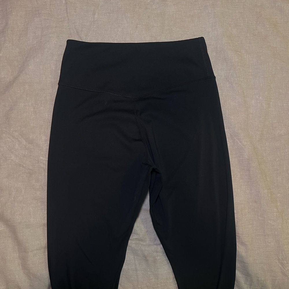 Nike Black High-Waisted Leggings - Picture 5 of 6